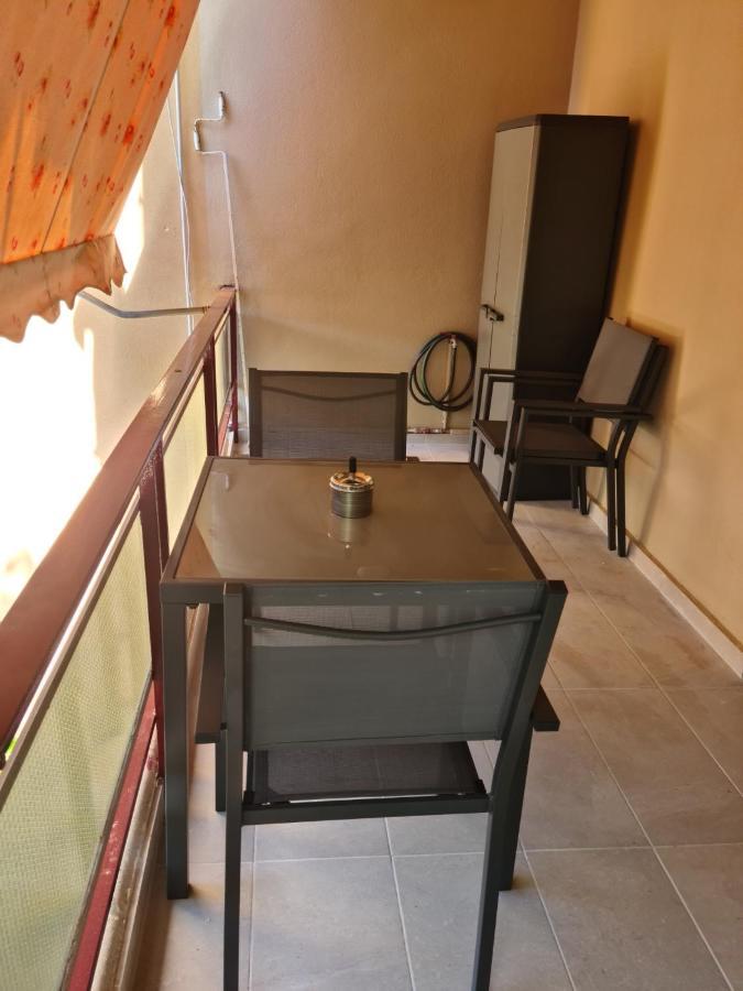 The Grey Appartement Pórto Ráfti Buitenkant foto